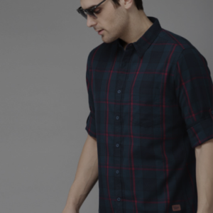The Lifestyle Co Men Navy Blue & Red Regular Fit Checked Casual Shirt